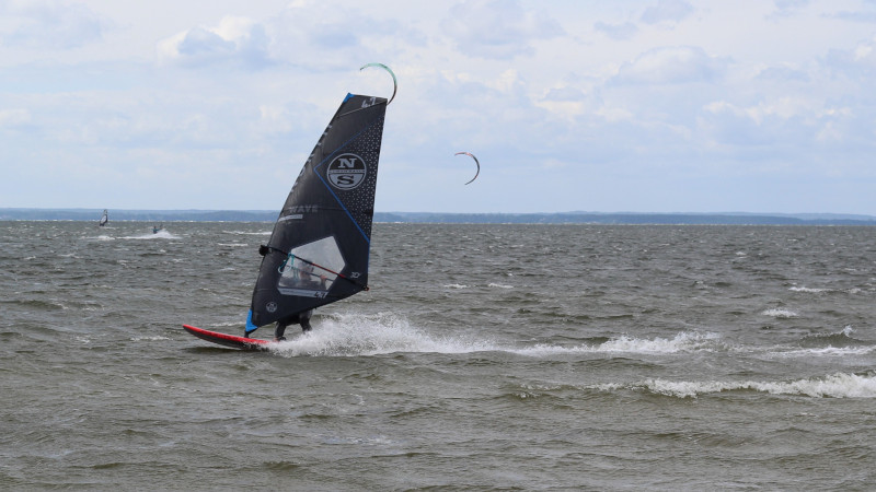 Puck windsurfing